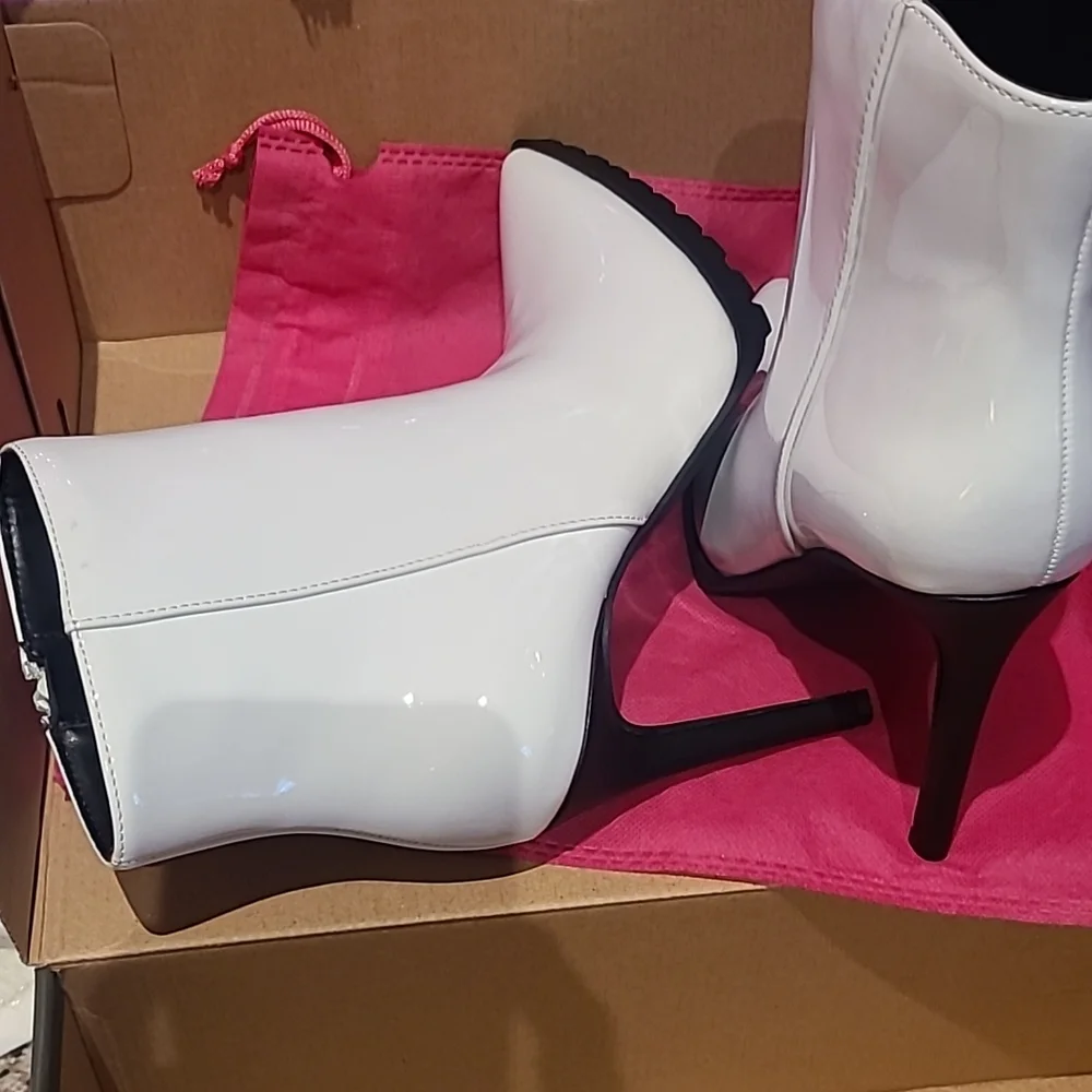 White high heel booties - Picture 6 of 6
